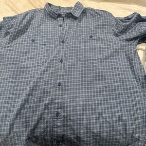 Patagonia Men's Blue Checkered Shirt